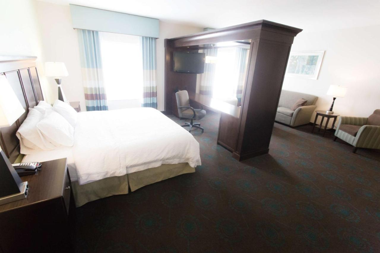 Hampton Inn & Suites Middlebury Εξωτερικό φωτογραφία